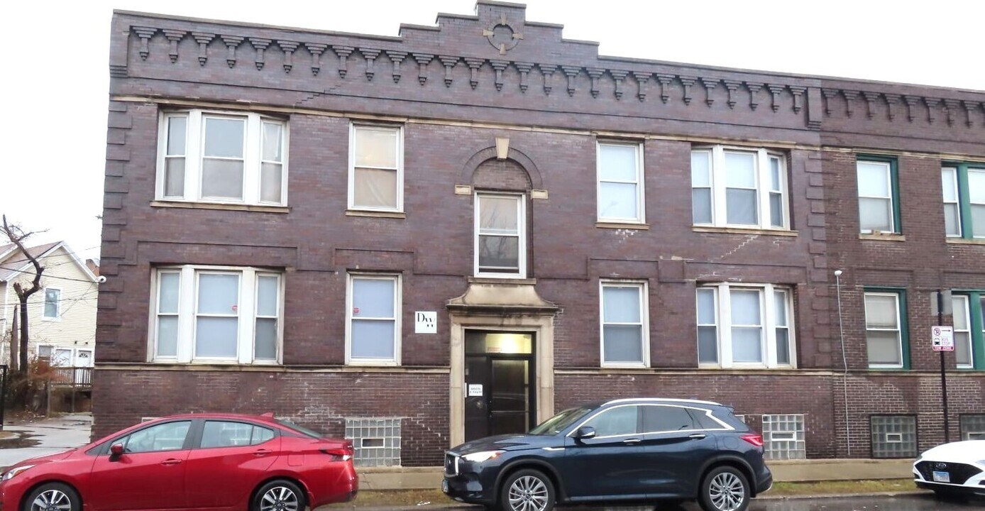 6855 S King Dr in Chicago, IL - Building Photo