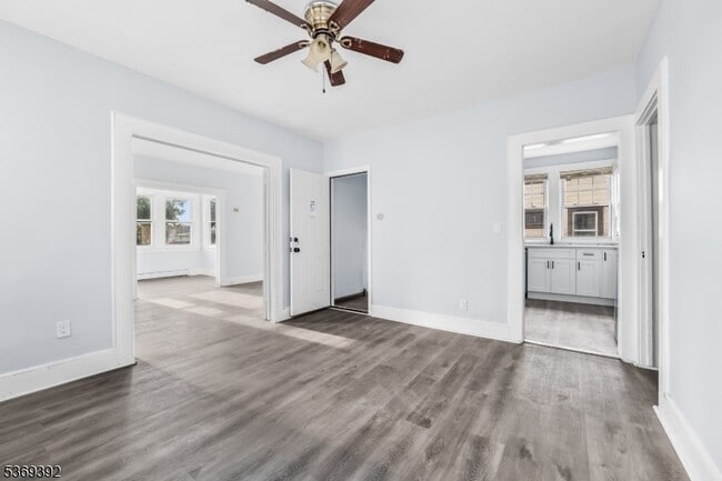 property at 27 Berkeley Pl