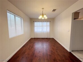5960 Spring Ranch Pkwy in Las Vegas, NV - Building Photo - Building Photo