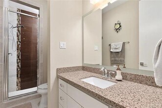 1433 Ozark Ave in McAllen, TX - Building Photo - Building Photo