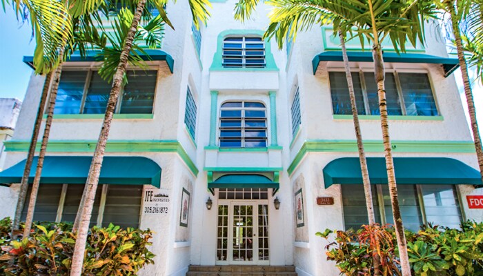 3433 Garden in Miami Beach, FL - Foto de edificio