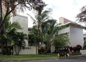 The Continental Plaza in Honolulu, HI - Building Photo - Building Photo