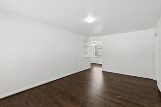 10907 Cotillion Dr in Dallas, TX - Building Photo - Building Photo