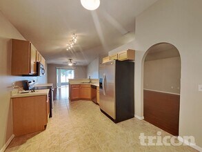 13049 Waterbourne Dr in Gibsonton, FL - Building Photo - Building Photo