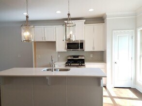 1450 Baygreen Rd in Suwanee, GA - Building Photo - Building Photo