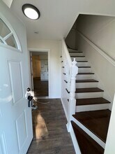 84 Yale St, Unit 1 in Waterbury, CT - Building Photo - Building Photo