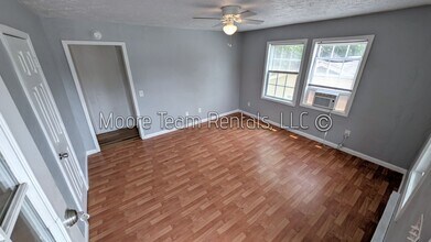 1226 Martin Cir in Hendersonville, NC - Building Photo - Building Photo