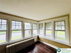 2619 Broad St in Easton, PA - Foto de edificio - Building Photo