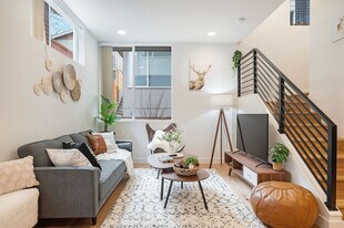 34 W Cremona St in Seattle, WA - Building Photo