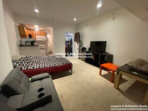 380 Commonwealth Ave, Unit 2 in Boston, MA - Building Photo - Building Photo
