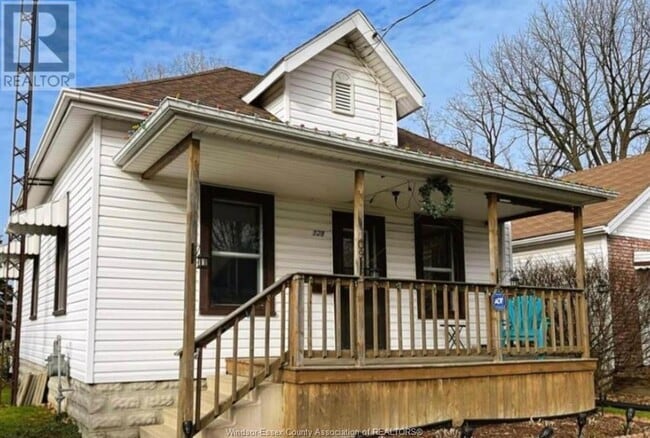 109 Edgar St