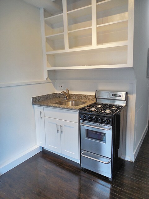 113 Willow St, Unit 110-03 in Cambridge, MA - Building Photo