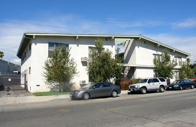 1005 E Doran St in Glendale, CA - Foto de edificio - Building Photo