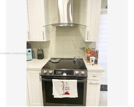 4850 SW 152nd Pl in Miami, FL - Building Photo - Building Photo