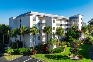 Stevens Landing in Marco Island, FL - Building Photo
