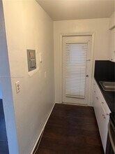 16890 NE 21st Ave in North Miami Beach, FL - Building Photo - Building Photo