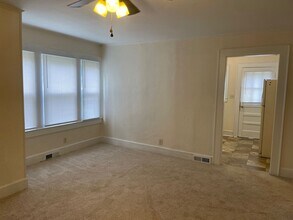 420 N Elm St in Asheboro, NC - Building Photo - Building Photo