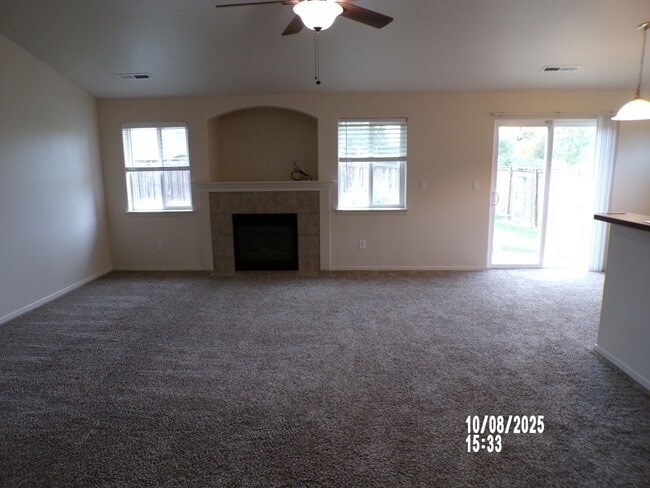 227 Twister St NE in Albany, OR - Building Photo - Building Photo