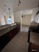 102 Kings Ct in Killeen, TX - Building Photo - Building Photo