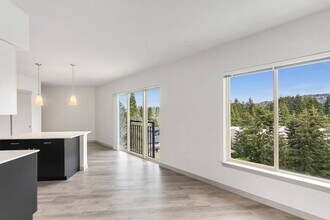 Tria Apartments in Newcastle, WA - Building Photo - Building Photo