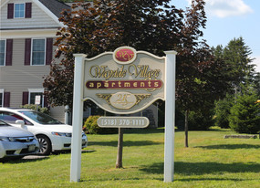 Wayside Village in Schenectady, NY - Foto de edificio - Building Photo