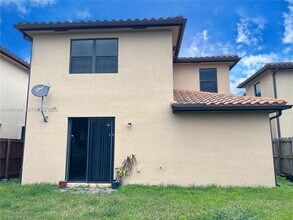 422 SE 34th Terrace in Homestead, FL - Building Photo - Building Photo