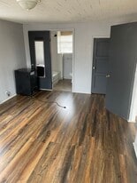 625 E Mill St, Unit B in Malvern, AR - Building Photo