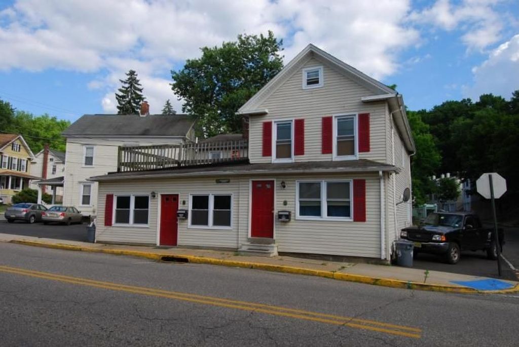 90 Washington Ave in High Bridge, NJ - Building Photo