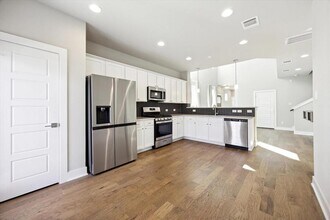 113 Elisha Dr in Liberty Hill, TX - Building Photo - Building Photo