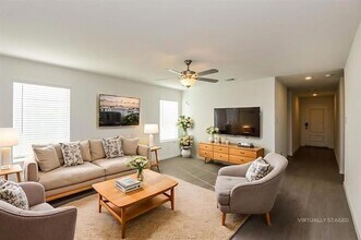 2745 Ctr Crk Ln in Fort Worth, TX - Building Photo - Building Photo