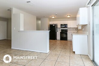 2049 SE Talwood Ln in Port St. Lucie, FL - Building Photo - Building Photo