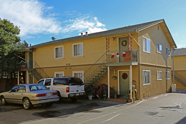 Greenback Lane Apartments in Citrus Heights, CA - Building Photo - Building Photo