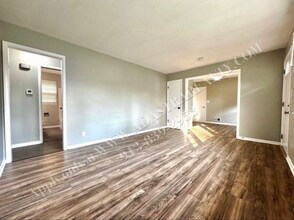 13608 E 38 Terrace S in Independence, MO - Building Photo - Building Photo