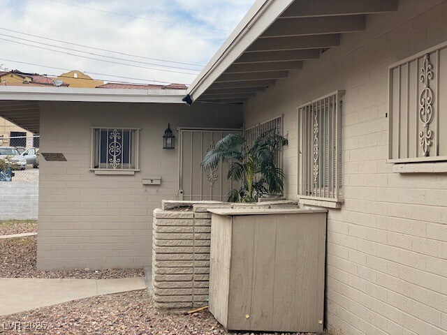 property at 223 N 14th St