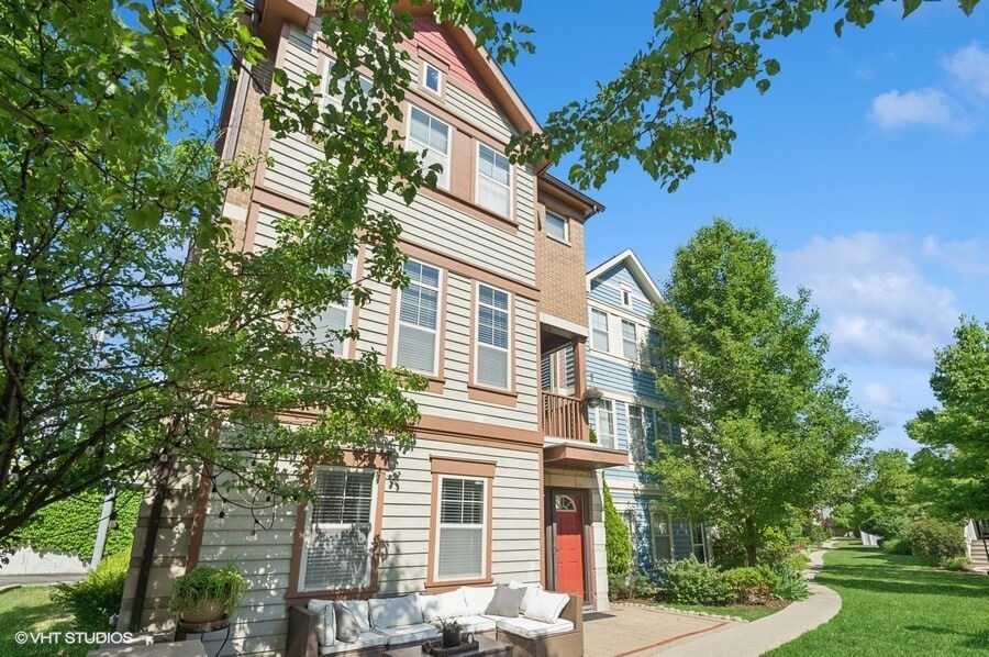 3910 N Kolmar Ave in Chicago, IL - Building Photo