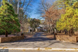 138 W Centennial Dr in Medford, NJ - Building Photo - Building Photo