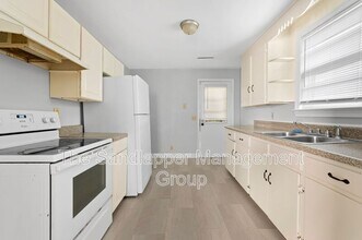 1520 Sutton St in Charleston, SC - Building Photo - Building Photo