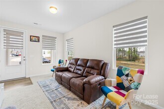 7068 Matz Wy in Charlotte, NC - Building Photo - Building Photo