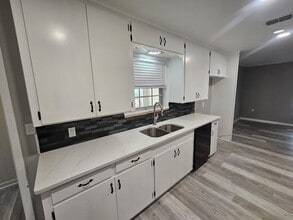 501 E Hiram St in Atlanta, TX - Building Photo - Building Photo
