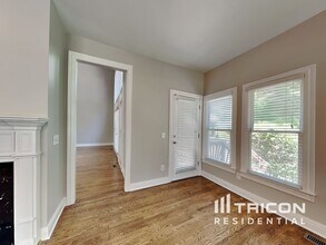 195 Forrest Lake Rd in Alpharetta, GA - Building Photo - Building Photo