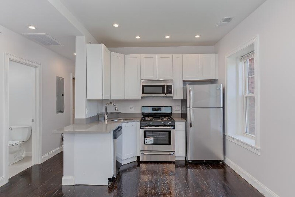 996 Tremont St, Unit 1 in Boston, MA - Foto de edificio