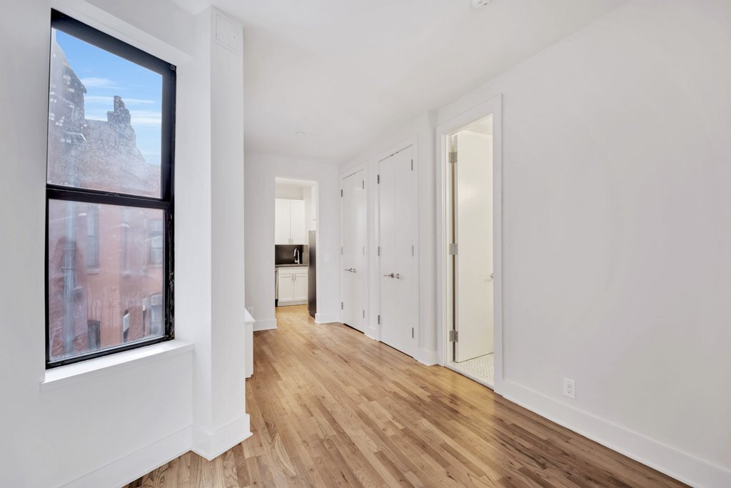 358 W 45th St in New York, NY - Building Photo