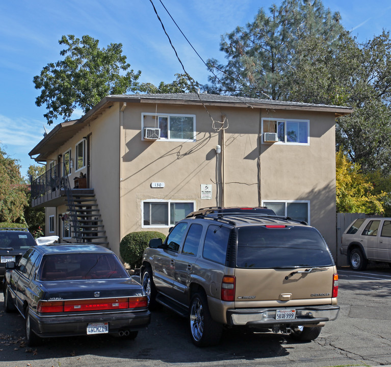 130 Elm St in Roseville, CA - Building Photo