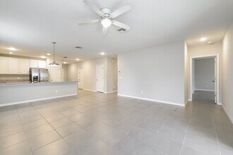 126 Briarcliff Dr in Poinciana, FL - Building Photo - Building Photo
