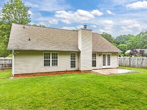 385 Glensprings Dr in Fletcher, NC - Building Photo - Building Photo