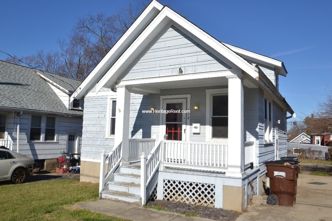 1816 Sterling Ave in Cincinnati, OH - Building Photo