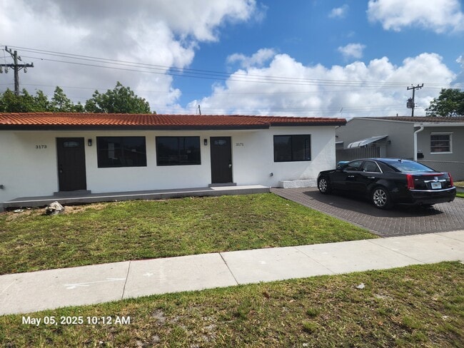 3171 SW 11th St in Miami, FL - Building Photo - Building Photo