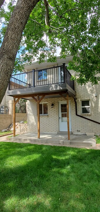 512 Washington Ave, Unit 1 in Golden, CO - Foto de edificio