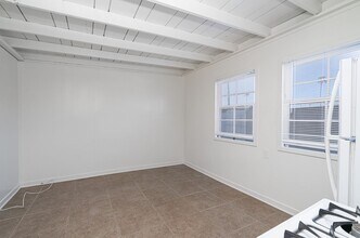 218 29th St in Newport Beach, CA - Building Photo - Building Photo