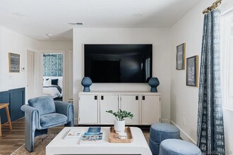 1231 Center Ave in Oceanside, CA - Foto de edificio - Building Photo